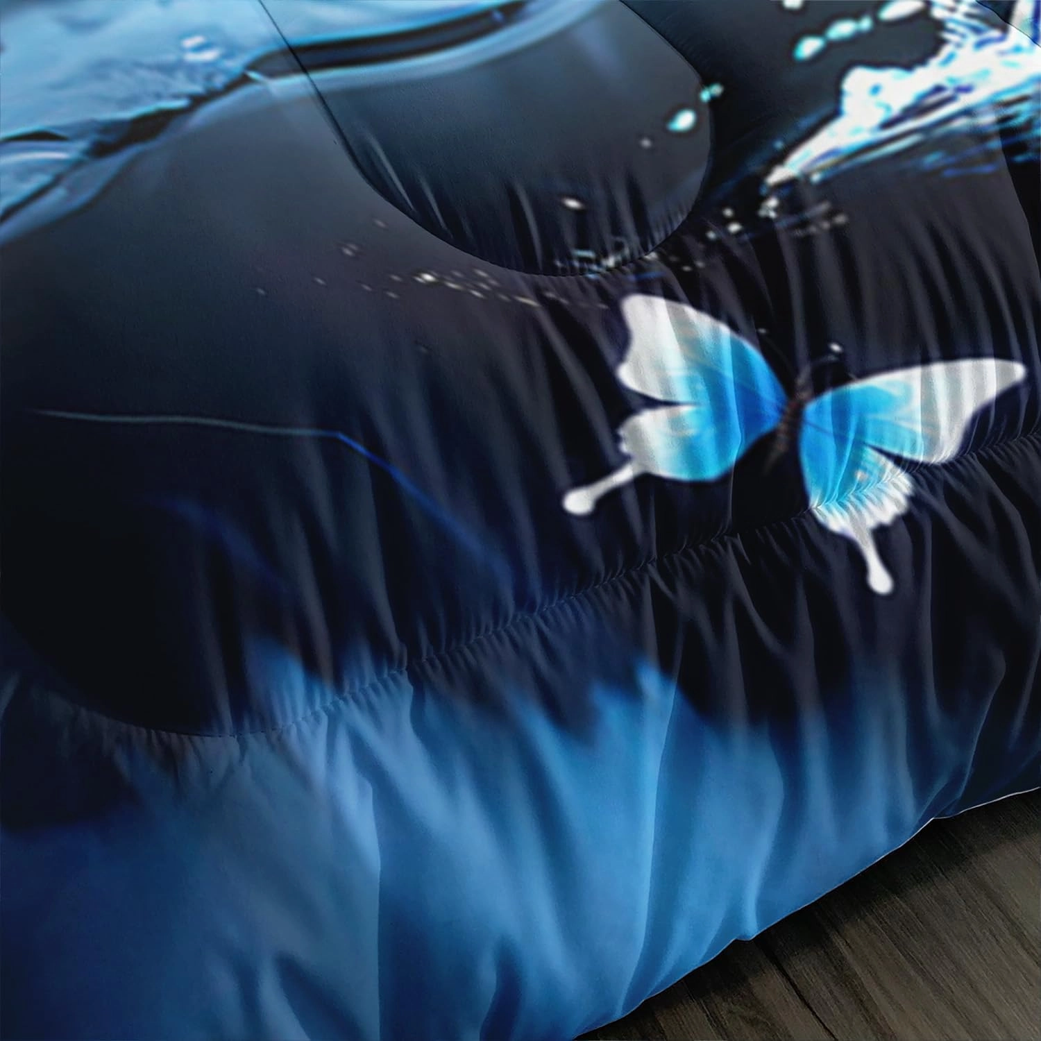 AILONEN Wolf Comforter Set Queen Size, Blue Lightning Butterfly Safari Bedding Set, 3 Pieces Teen Boys Bed in a Bag, Cool Quilt With 2 Pillowcases