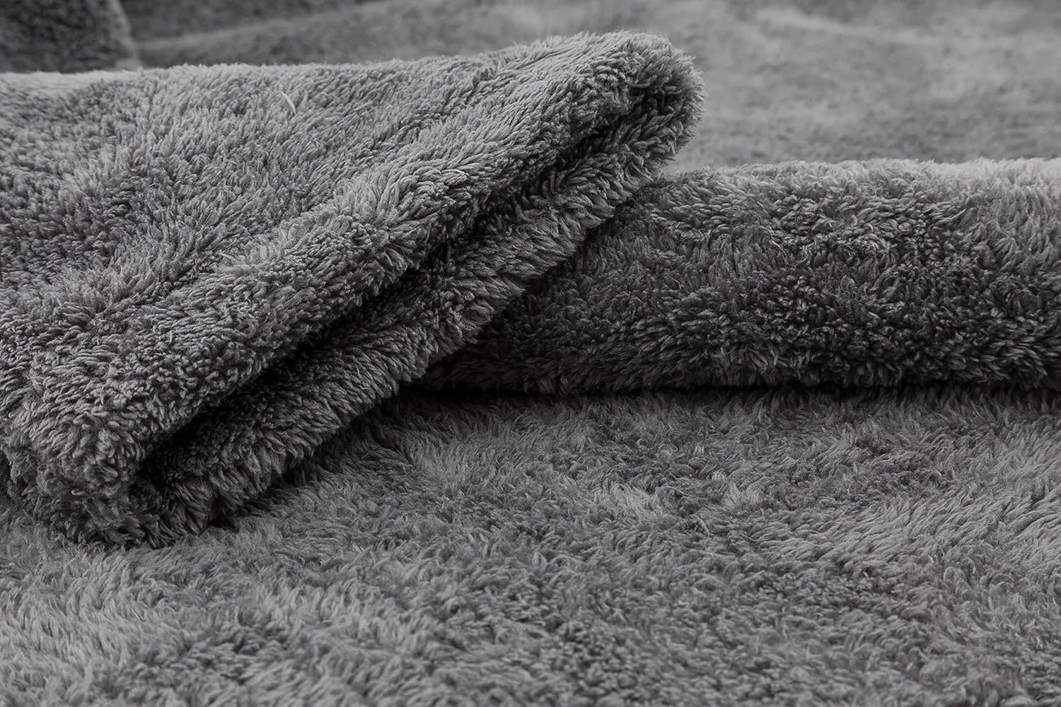 American Soft Linen Warm Fleece Robe, Mens and Womens Robe Fuzzy, 1 Piece Unisex Plush Adult Bathrobe for Bathroom