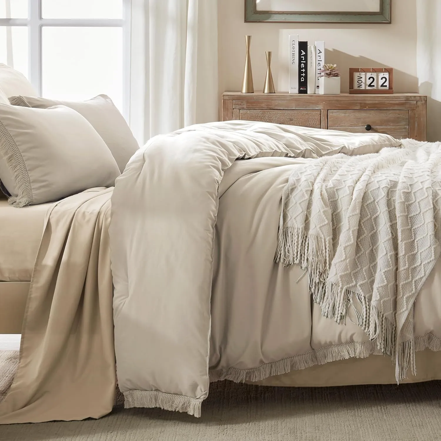 Andency Oatmeal Comforter Set Full Size, 3 Pieces Boho Tassel Lightweight Bedding Comforter Sets, All Season Soft Fluffy Fringe Bed Set (79x90In Comforter & 2 Pillowcases)