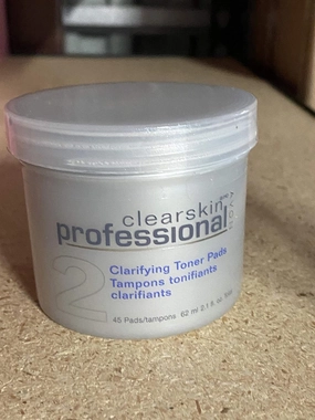 Avon Clearskin Professional Clarifying Toner Pads