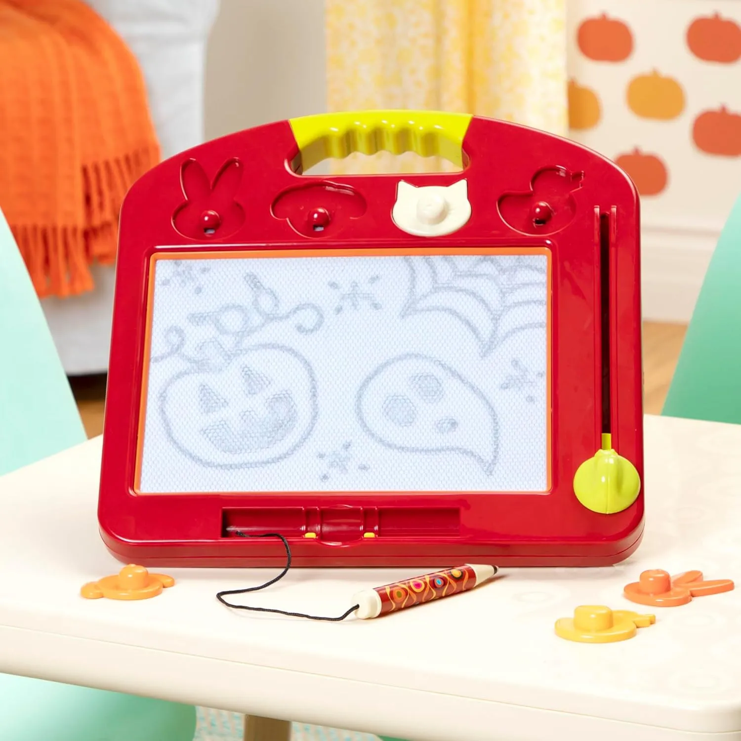 B. – Magnetic Drawing Board – 4 Animal Stamps – Portable Sketcher – Creative Toys For Toddlers, Kids – 18 Months   – Toulouse-LapTrec