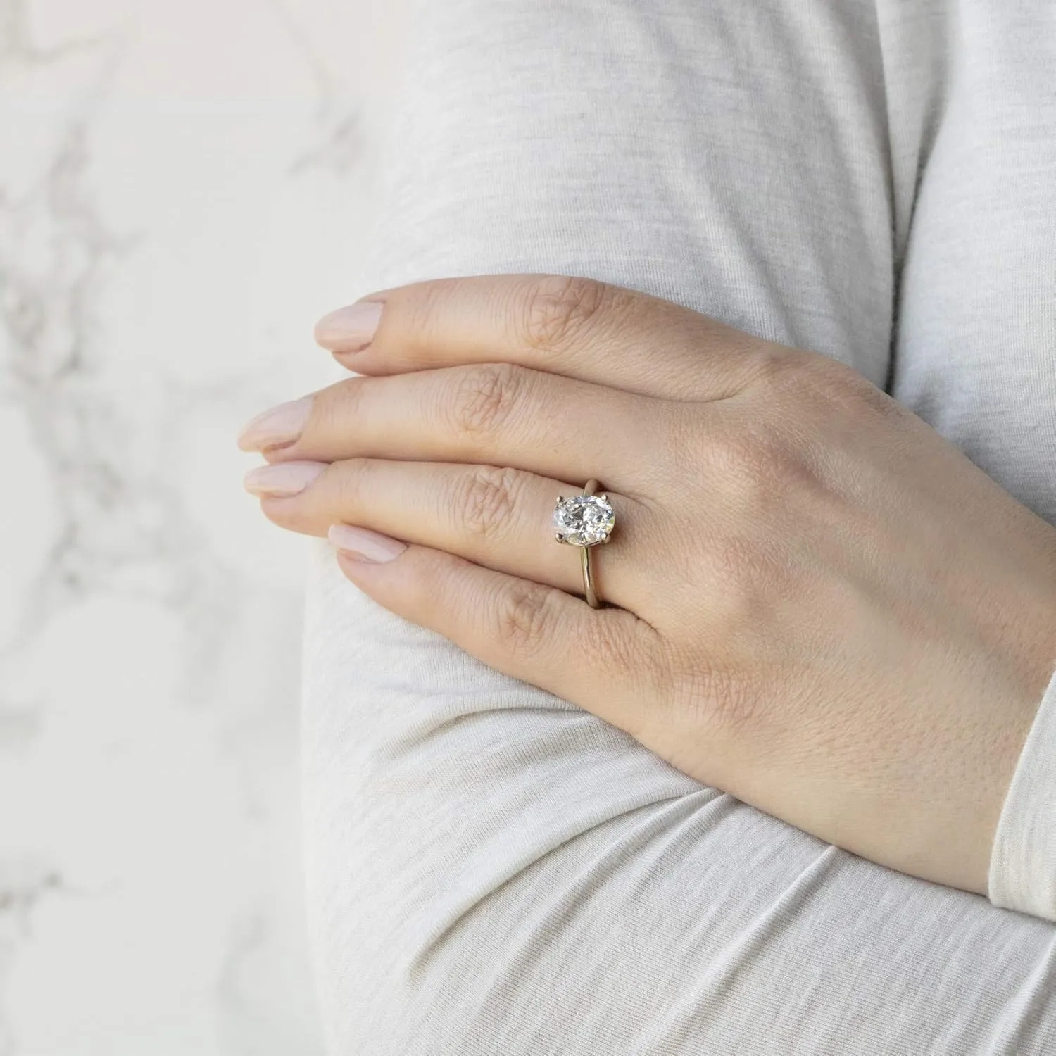Basket Set Classic Engagement Ring, Oval Cut 4.00CT, VVS1 Clarity, Colorless Moissanite Ring, 925 Sterling Silver Ring, Promise Ring, Wedding Ring, Perfact for Gift Or As You Want