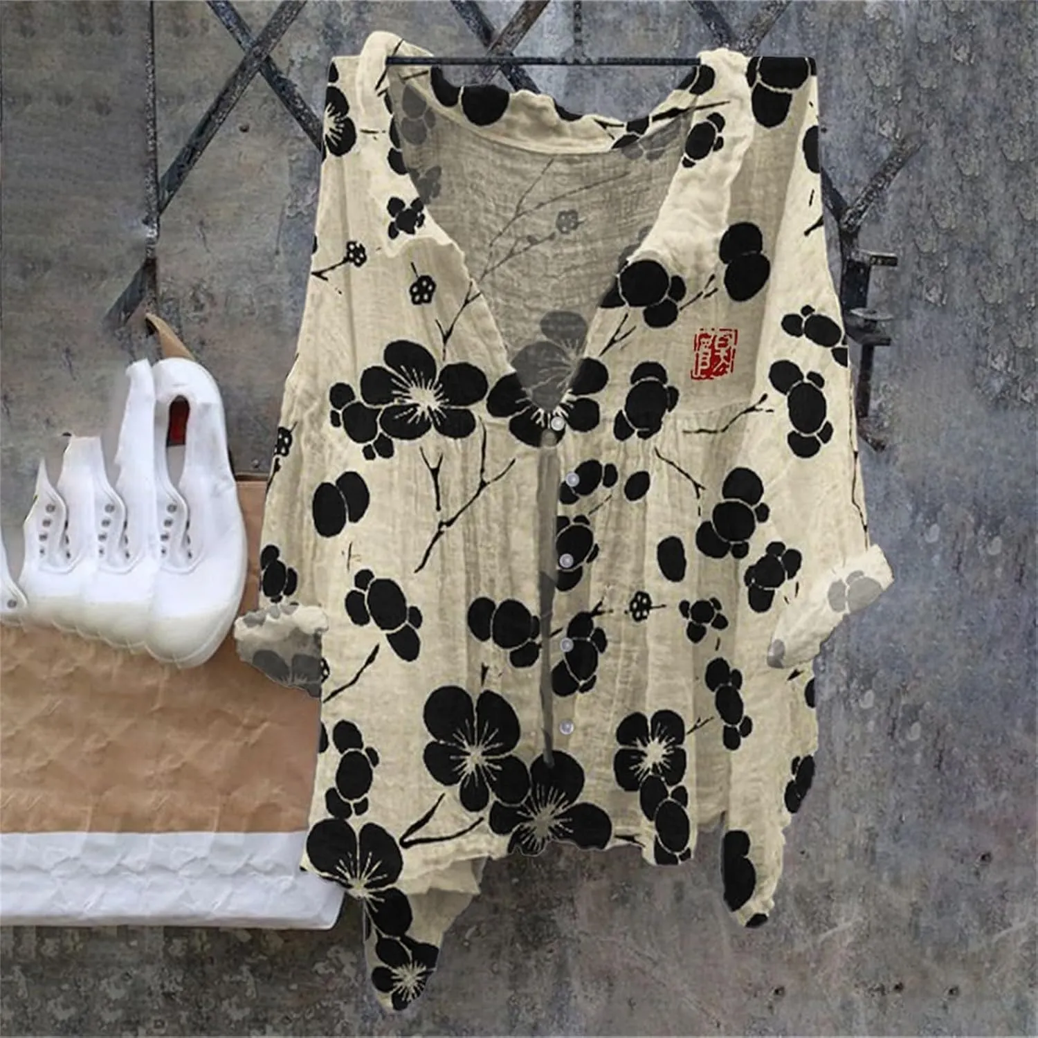 Boho Blouses for Women 2024 Plus Size Linen 3/4 Sleeve Button Up V-Neck Boxy Tops Summer Holiday Casual Beach Shirts