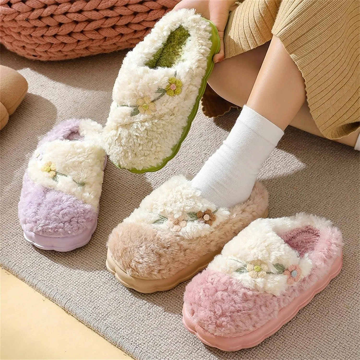 Flower Slippers - Unisex Adults - Men, Women, Home Users - Slip-On - One Size Fits Most - Non-Slip - Indoor/Outdoor - Cotton Plush - EVA Sole