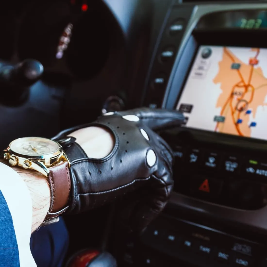 Harssidanzar Mens Lambskin Leather Driving Gloves GM026