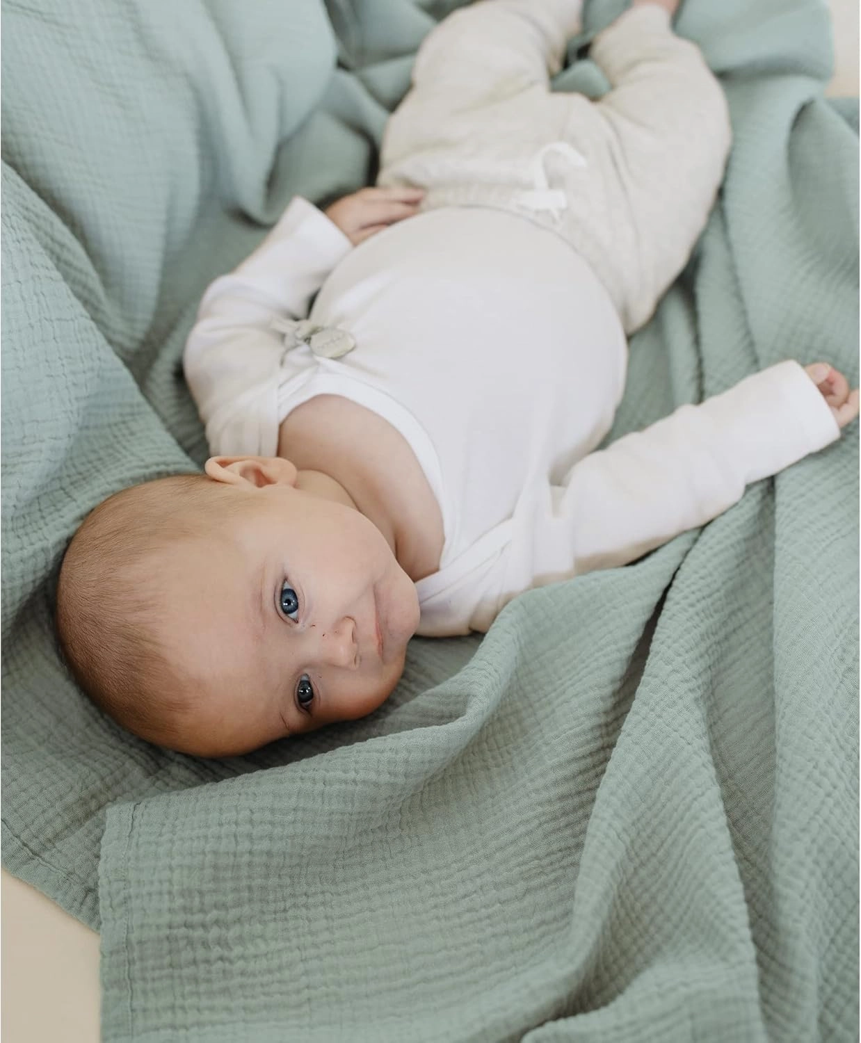 Konssy 3 Pack Muslin Swaddle Blankets for Unisex, Newborn Receiving Blanket, Large 47 x 47 inches, Soft Breathable Muslin Baby Swaddles for Boys & Girls
