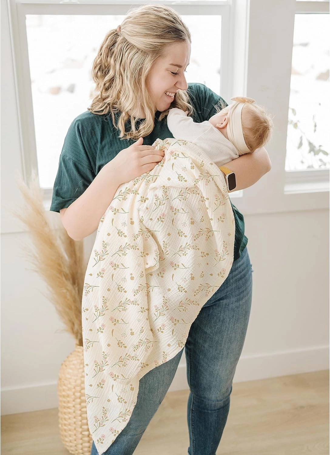 Konssy 3 Pack Muslin Swaddle Blankets for Unisex, Newborn Receiving Blanket, Large 47 x 47 inches, Soft Breathable Muslin Baby Swaddles for Boys & Girls