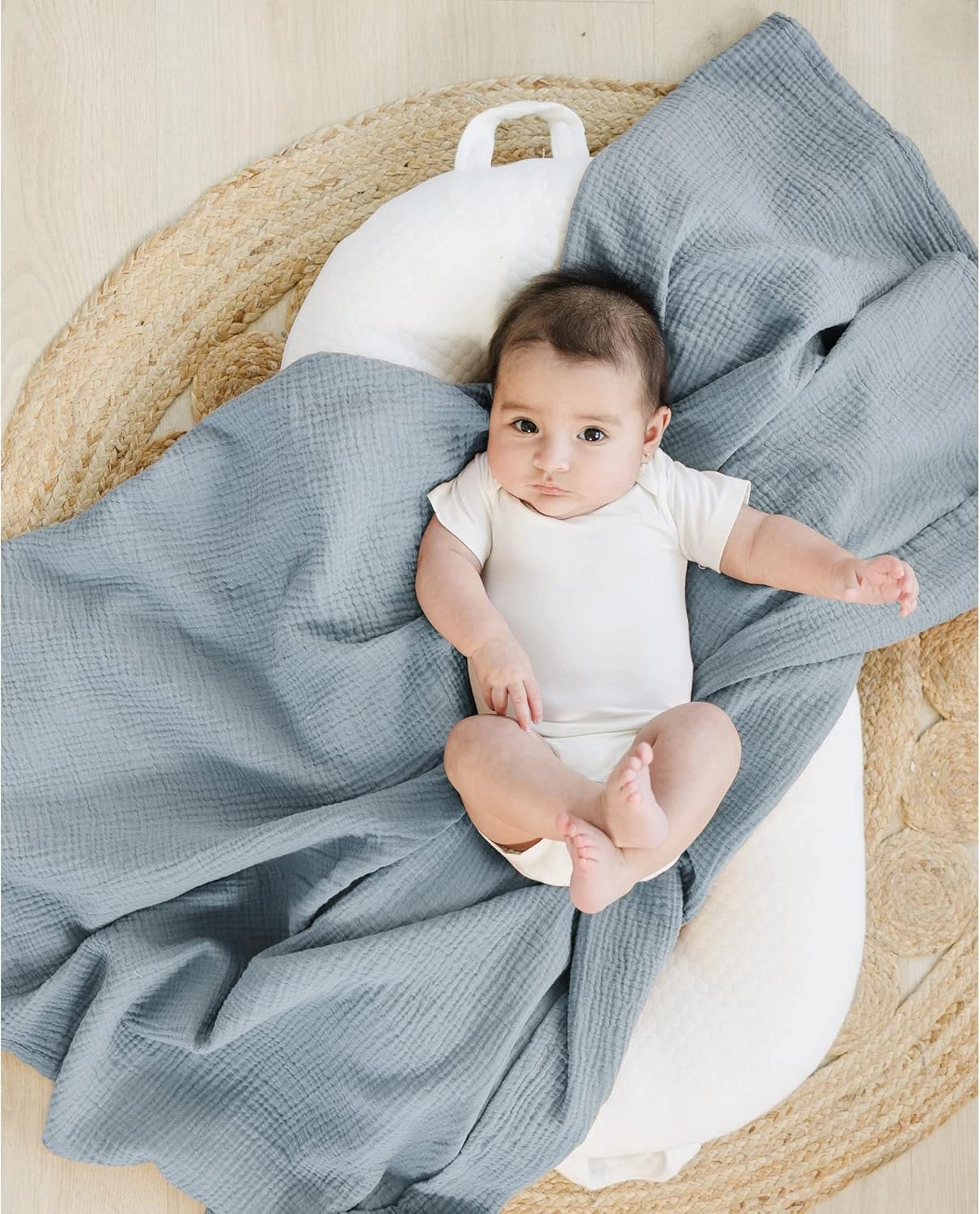 Konssy 3 Pack Muslin Swaddle Blankets for Unisex, Newborn Receiving Blanket, Large 47 x 47 inches, Soft Breathable Muslin Baby Swaddles for Boys & Girls