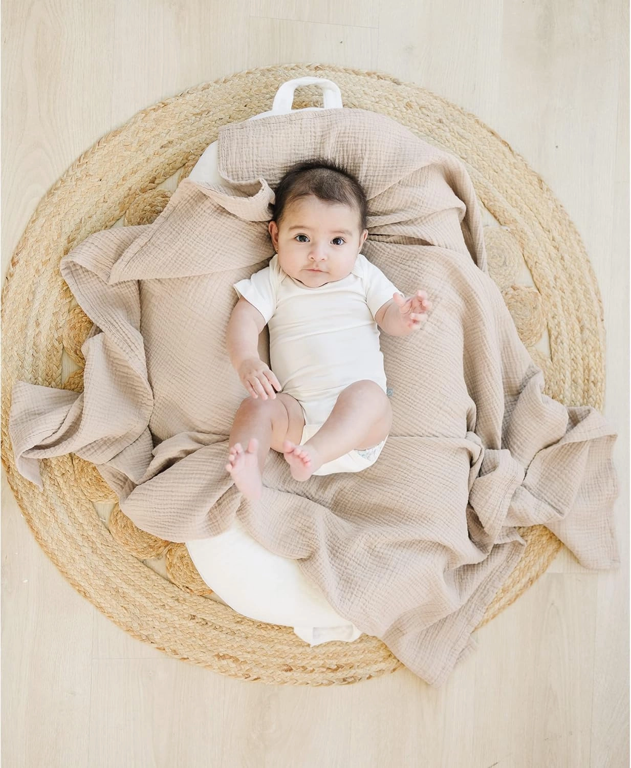 Konssy 3 Pack Muslin Swaddle Blankets for Unisex, Newborn Receiving Blanket, Large 47 x 47 inches, Soft Breathable Muslin Baby Swaddles for Boys & Girls