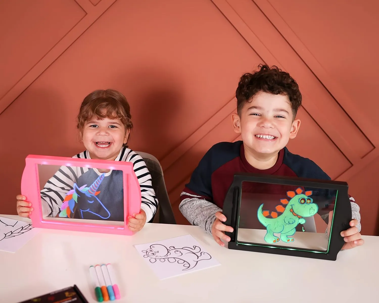 Marvin's Magic - Glow Art Unique Craft Kit - Light Up Kids Art Set - Includes Neon Effect Drawing Board with A Built-in Stand and 4 Fluorescent Magic Pens - Pink