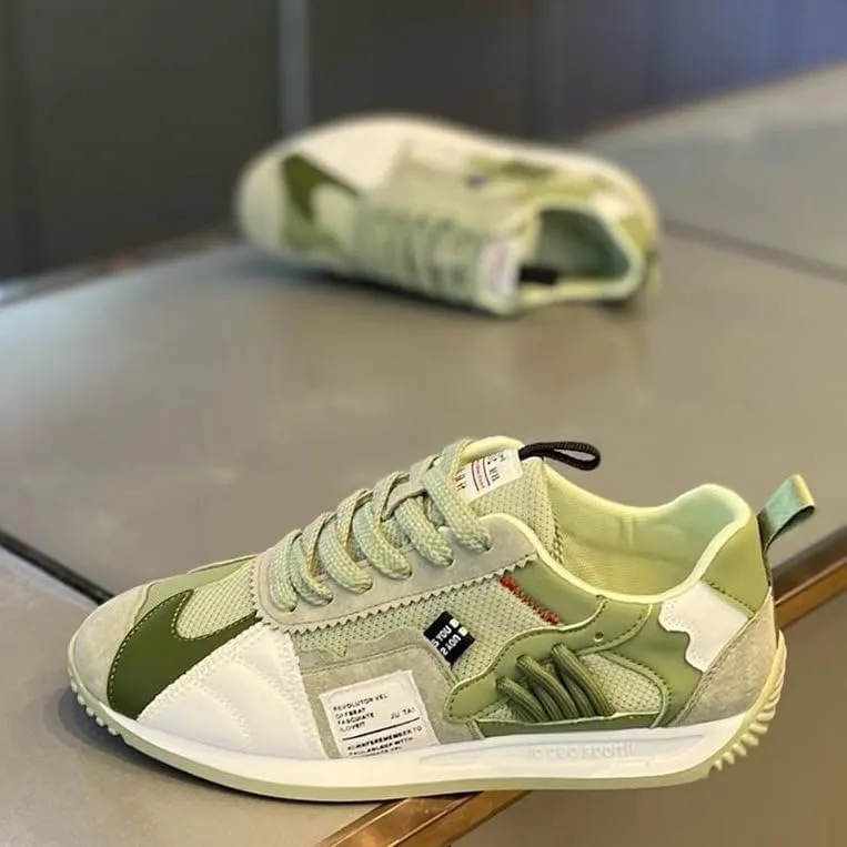 Men's Fashionable Casual Sports Shoes with Anti-Slip, wear-Resistant and Soft Soles can be Worn All