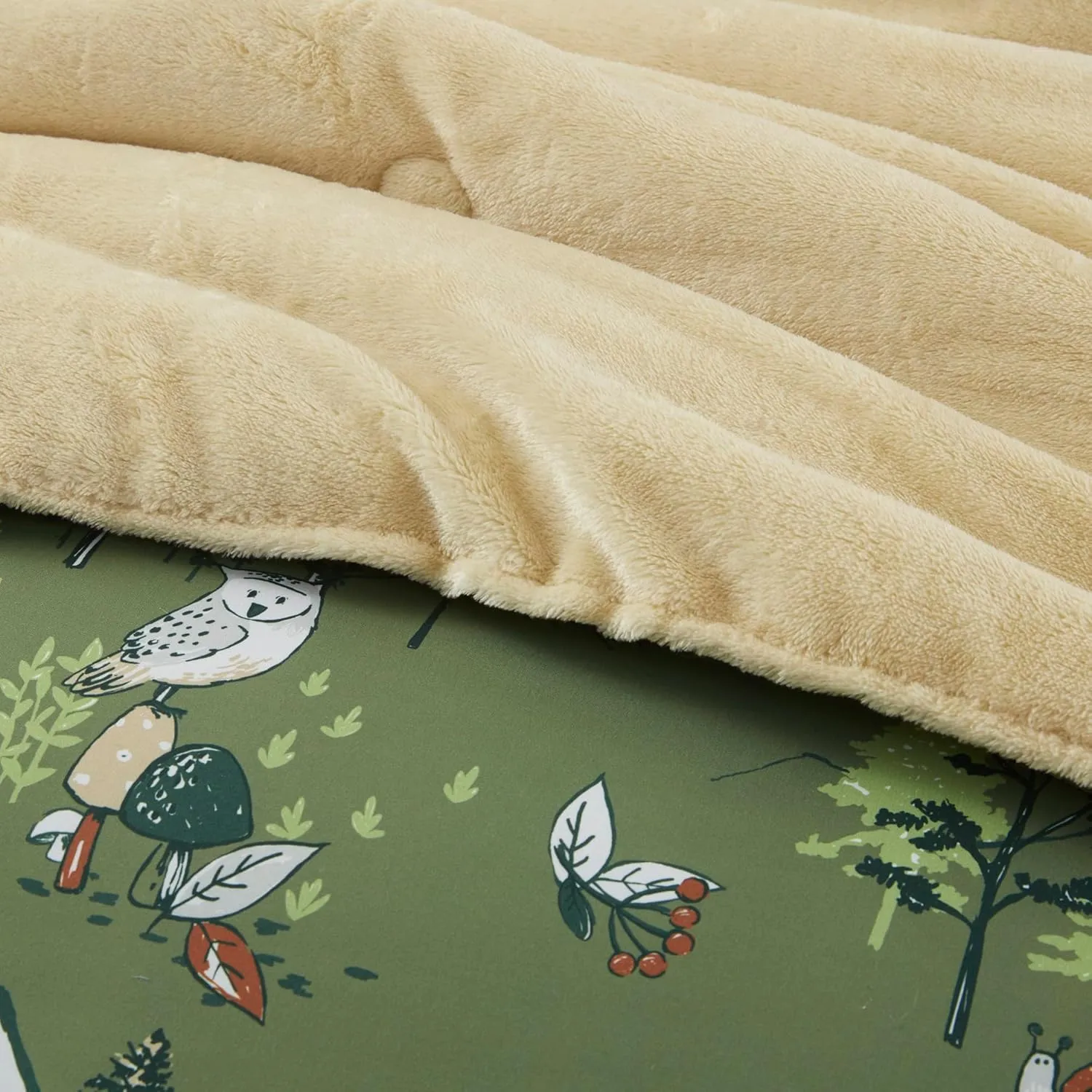 Mi Zone Kids Twin Comforter Set, Reversible Plush Kids Comforter Set, Cozy Plush Reverse Bedding, Winter Fluffy Comforter Bed Set, 1 Sham, Enchanting Forest Animals, Heath, Twin, Sage Green 2 Piece