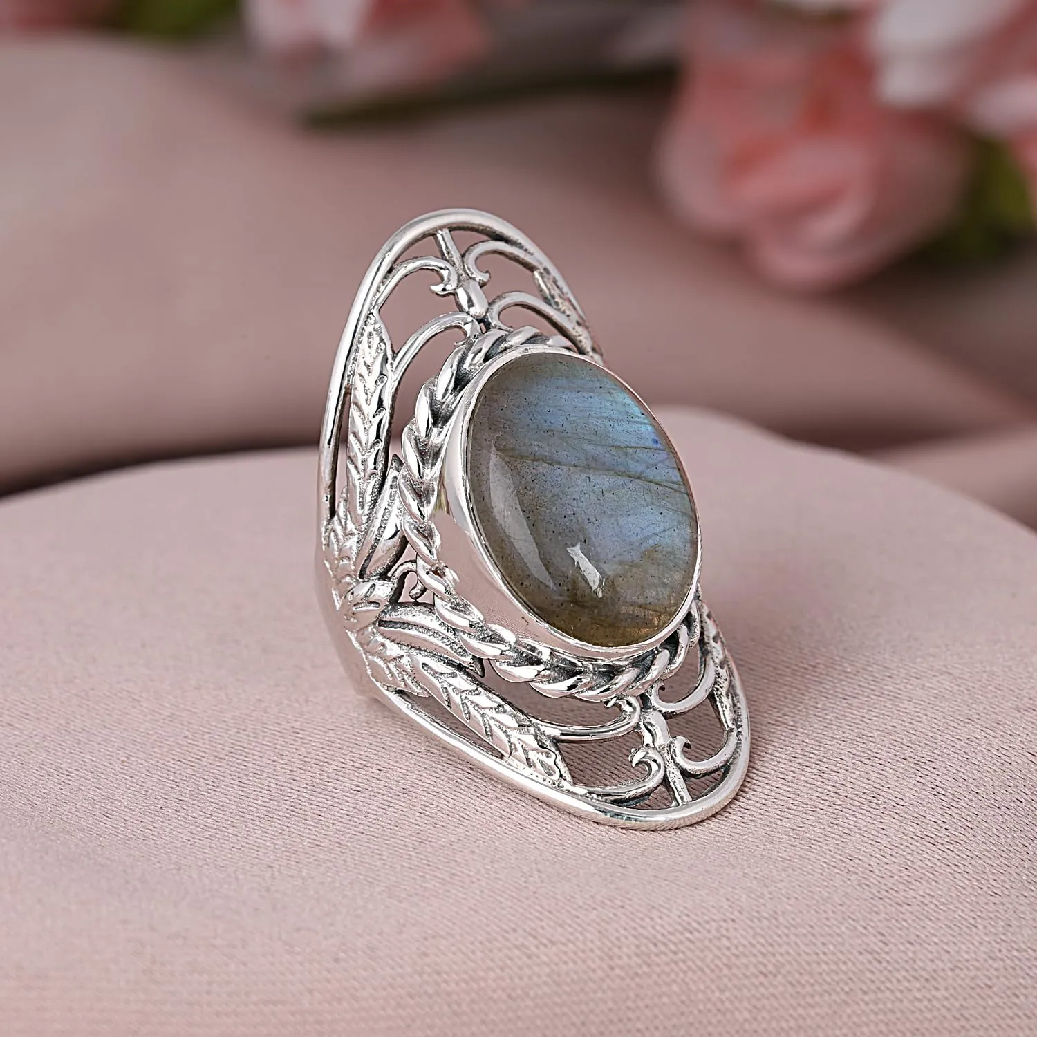 Mystic Allure Labradorite 925 Sterling Silver Filigree Chunky Ring