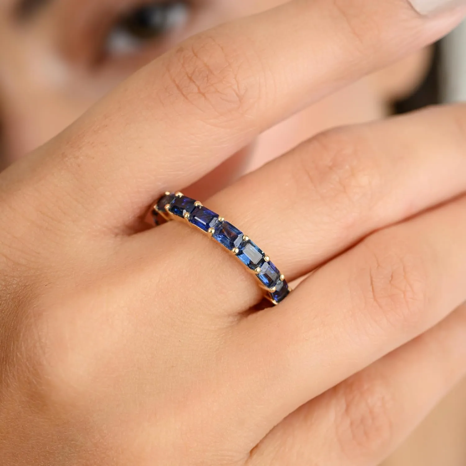 Natural Blue Sapphire Eternity Ring for Women in 18K White Gold, September Birthstone Jewellery Gift for Her, Birthday, Engagement, Wedding, Anniversary