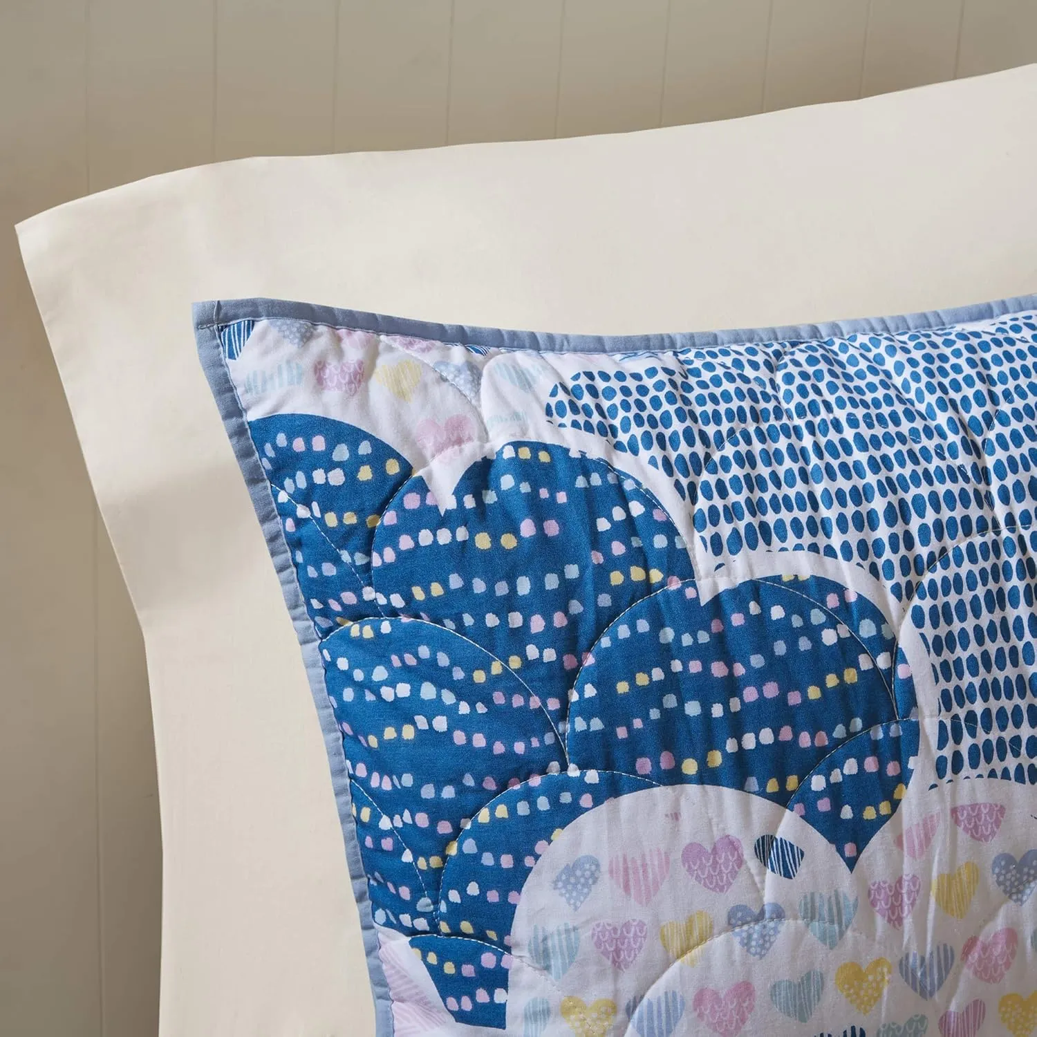 Reversible Cotton Quilt Set - Vibrant Fun, Playful Print, All Season Children Bedding Coverlet Bedspread, Decorative Pillow, Bedroom Décor, Twin/Twin XL, Cloud Blue 4 Piece