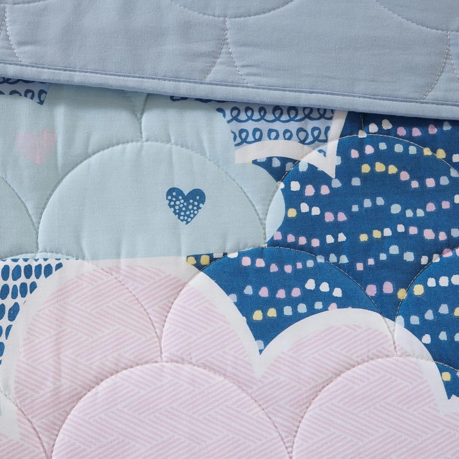 Reversible Cotton Quilt Set - Vibrant Fun, Playful Print, All Season Children Bedding Coverlet Bedspread, Decorative Pillow, Bedroom Décor, Twin/Twin XL, Cloud Blue 4 Piece