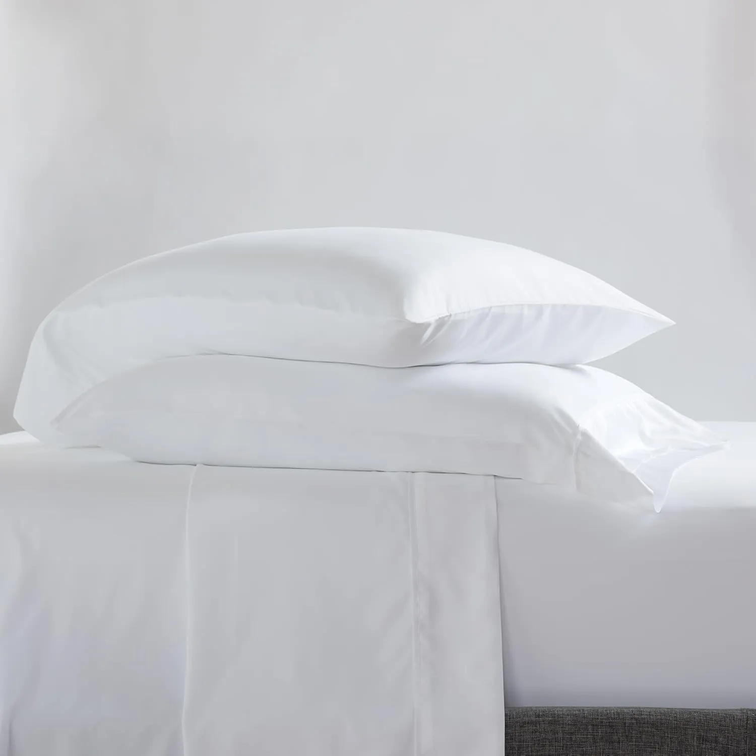 Serta Classic Bedding Bundle - Contains a Twin XL Size Mattress Protector and Sheet Set Along with One Standard Pillow - CertiPUR-US Certified