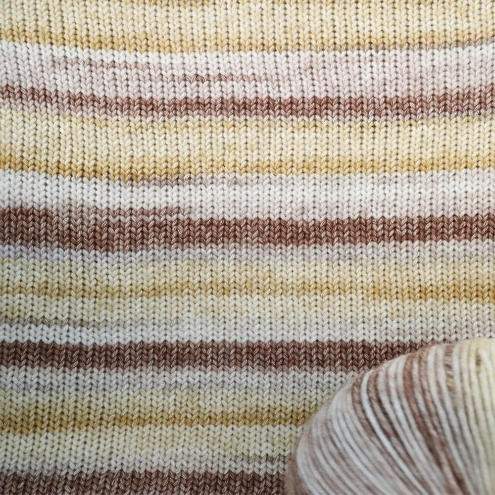 SHIKE Cloud-Cluster Multicolor Rainbow Yarn for Knitting&Crocheting.Soft Wool Acrylic Cotton Blended Yarn.Gradient Space-Dyed Air Yarn (YT07)