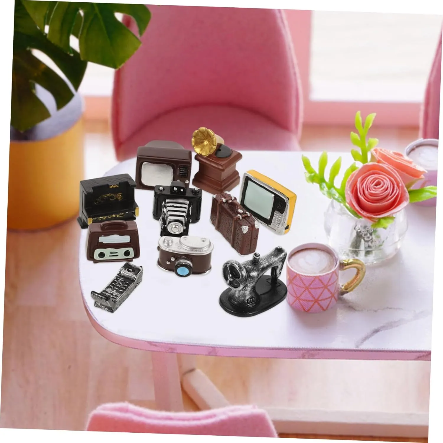 Wakauto 20pcs DIY Dollhouse Furniture Miniature Home Appliances Plastic Miniature House Decor