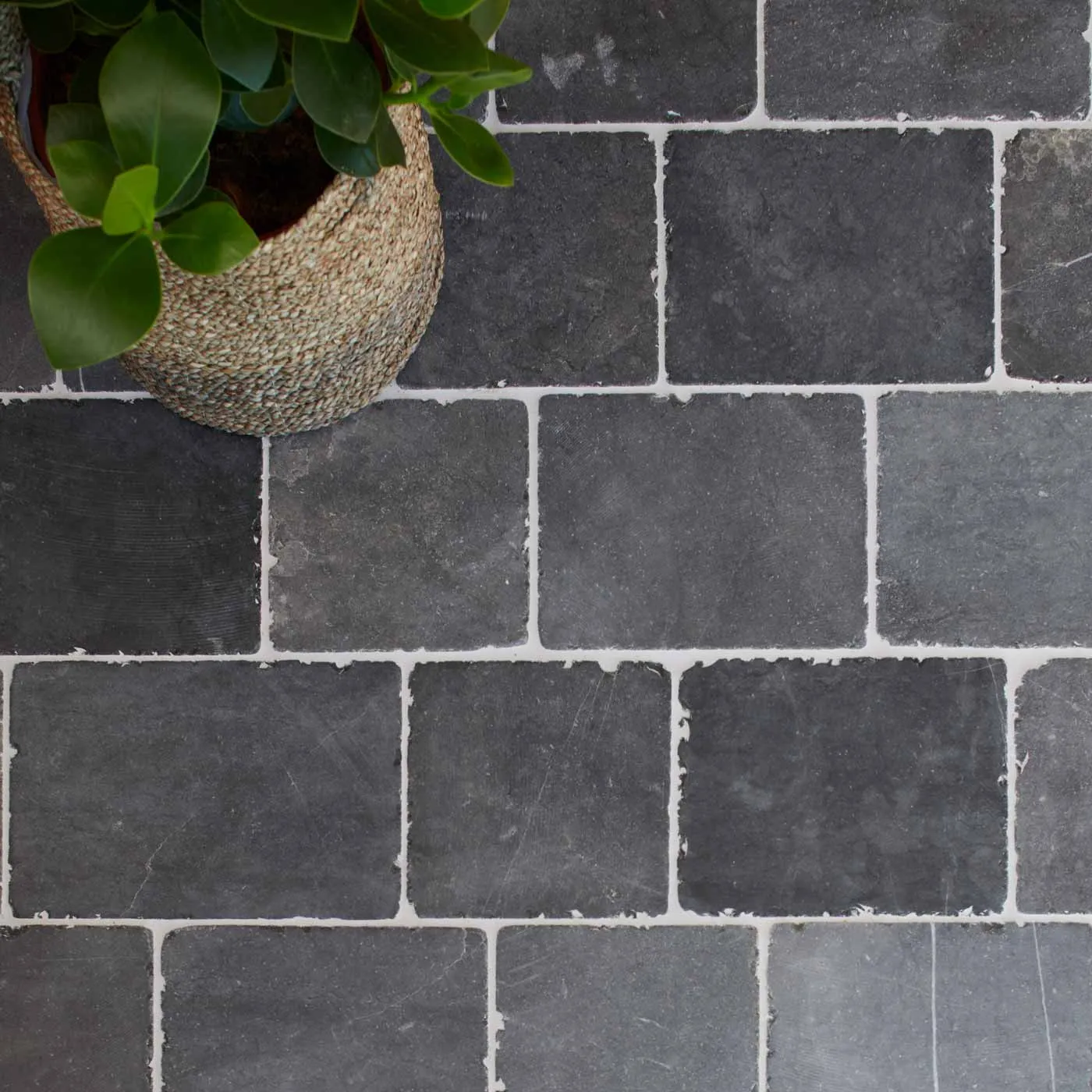 Wexford Limestone Paving Cobble 20cm x Random