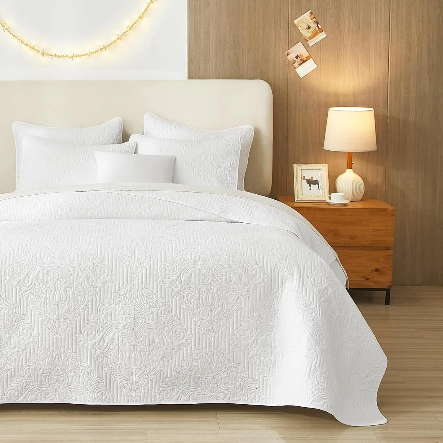 White Quilt Set King Size - Lightweight Summer Bedspread, Soft Oversized King Quilt Bedding Set for All Seasons, Machine Washable, 3 Pieces