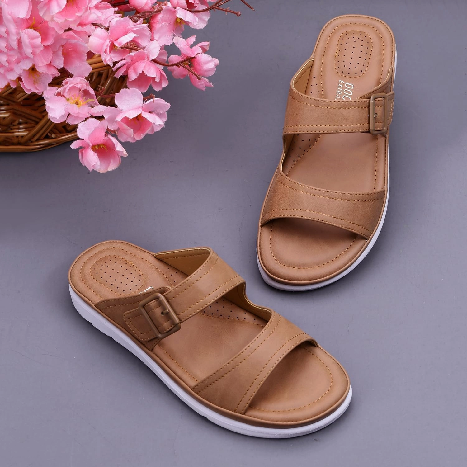 Womens Flat Memory Foam Slippers/Flip-Flops Fashion Stylish Casual Comfortable Diabetic Orthopedic Lightweight Synthetic Slip-on Sandals with Adjustable Buckle for Girls/Ladies D-631