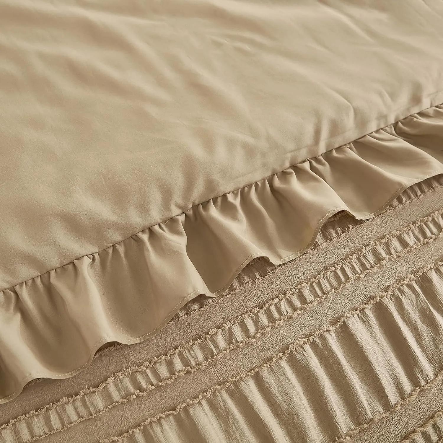 WONGS BEDDING Khaki Comforter Set Queen,3 Pieces Ruffle Farmhouse Shabby Chic Comforter for Queen Bed,Soft Seersucker Textured Boho Bedding Set with 1 Ruffle Comforter,2 Tufted Pillowcases 90"×90"